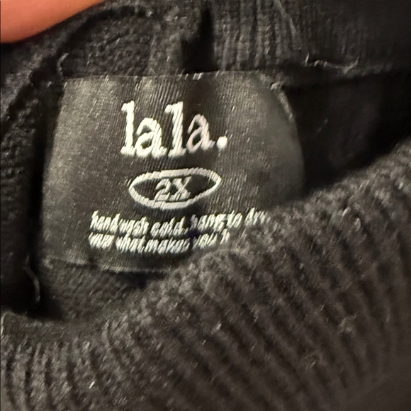 Dressed in LALA Black Sweater with Tiger Design - Picture 4 of 5